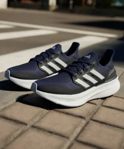 Adidas Men's Ultraboost 5 Dark Blue/Zero Metalic/Legend Ink