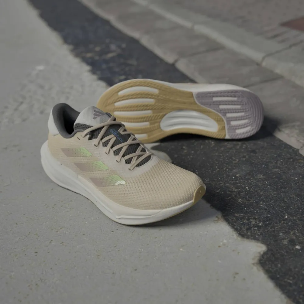 Online Women's Supernova Stride Move for the Planet Shoes Löparskor Dam