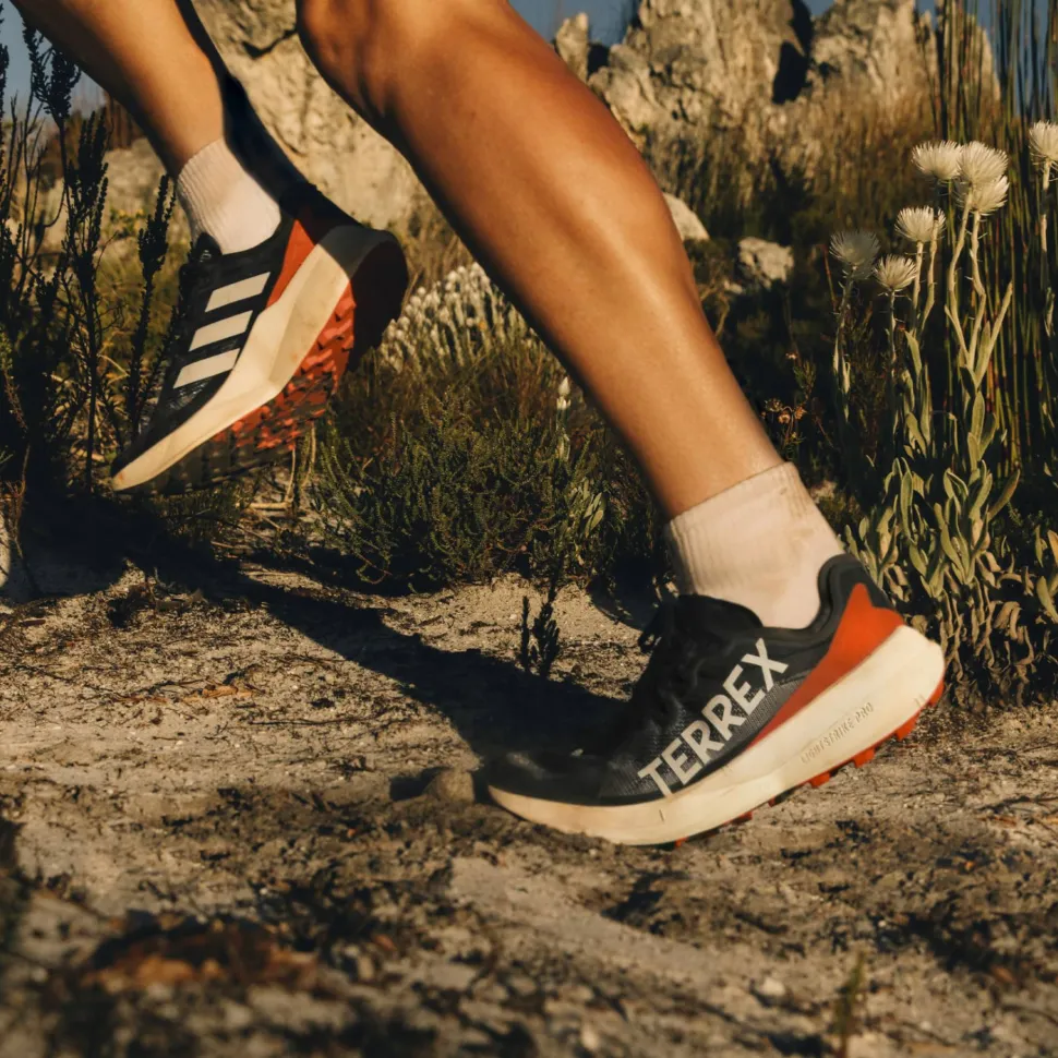 Adidas Women's Terrex Agravic Speed Trail Running Shoes Core Black/Grey One/Amber Tint