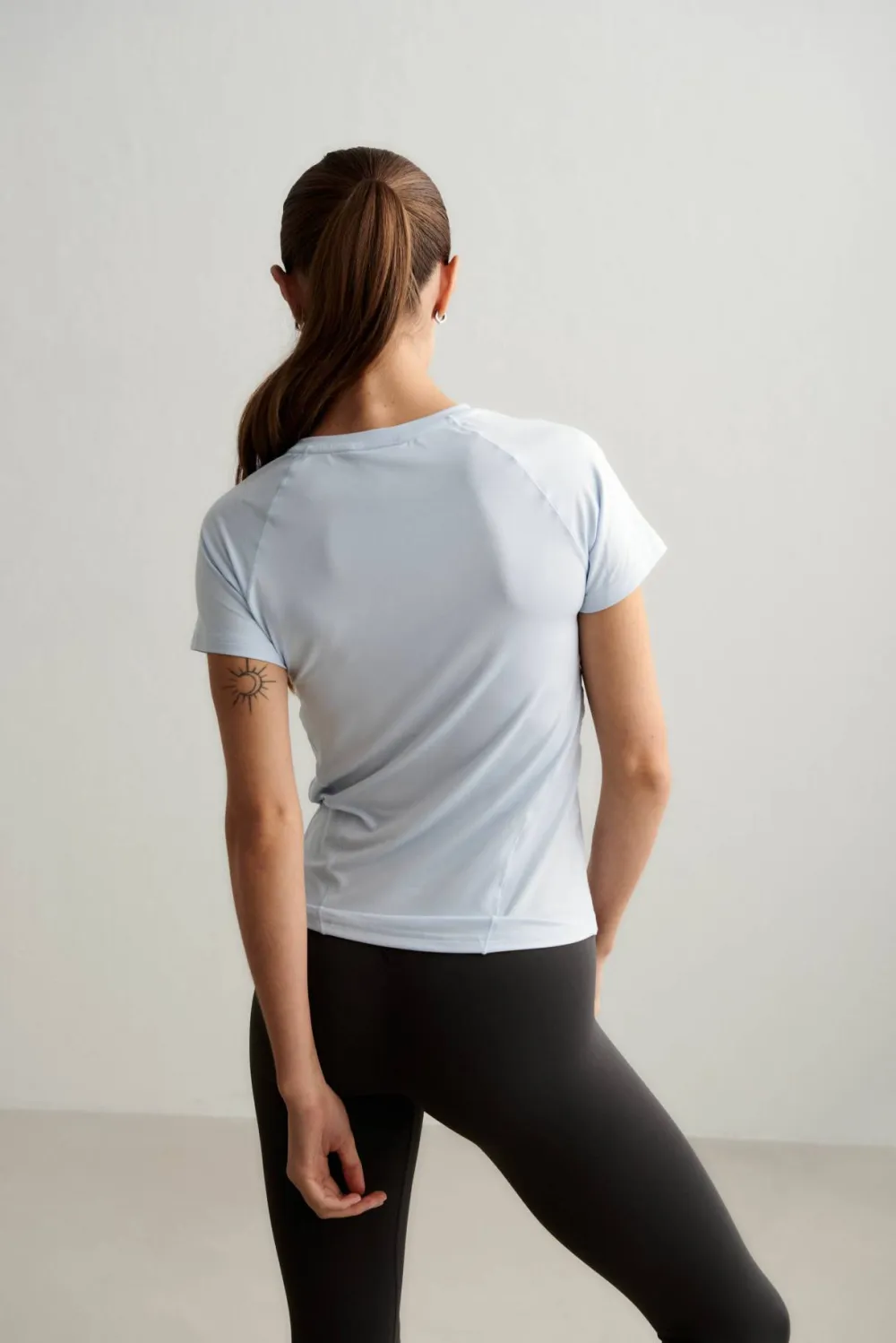 Aim'n Women's Soft Basic Short Sleeve Aura New