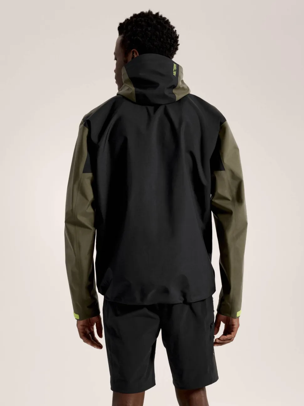 Arc'teryx Men's Beta Jacket Spotlight