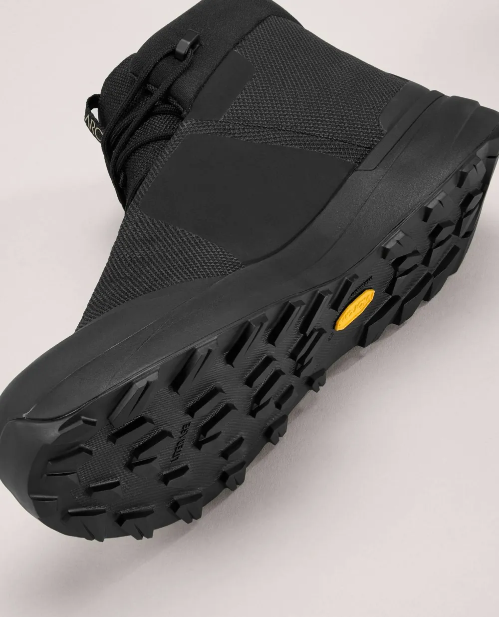 Arc'teryx Men's Kopec Mid Gore-Tex Black / Black Sale