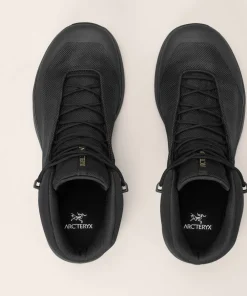 Arc'teryx Men's Kopec Mid Gore-Tex Black / Black Sale