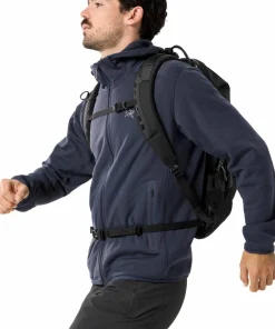 Arc'teryx Men's Kyanite Hoody Black Sapphire Online
