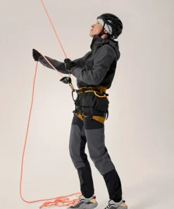Arc'teryx Women's Alpha Jacket Graphite / Black