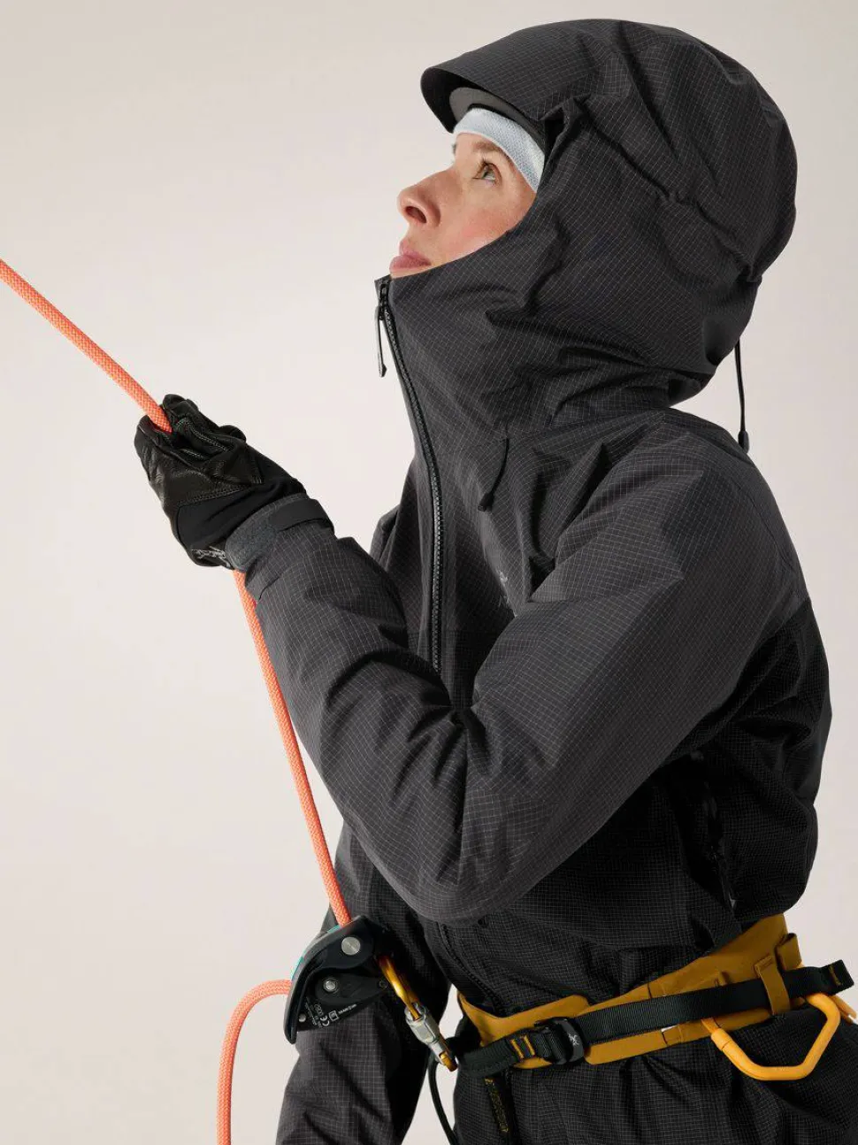 Arc'teryx Women's Alpha Jacket Graphite / Black