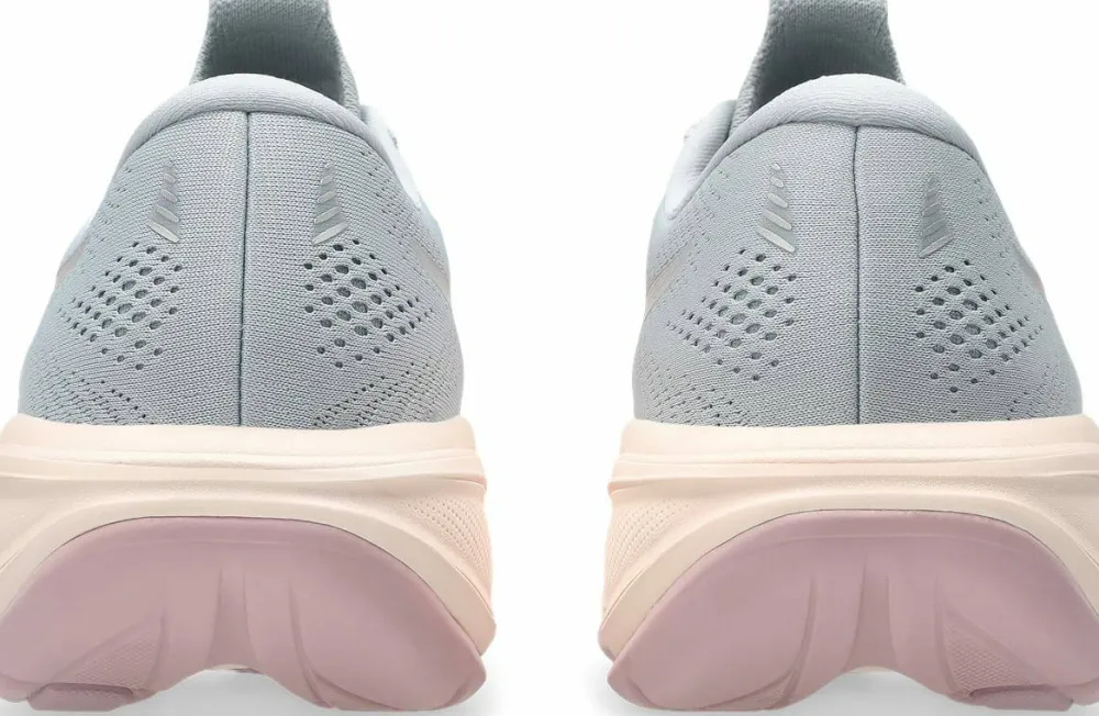 Outlet Women's GEL-Cumulus 28 Löparskor Dam