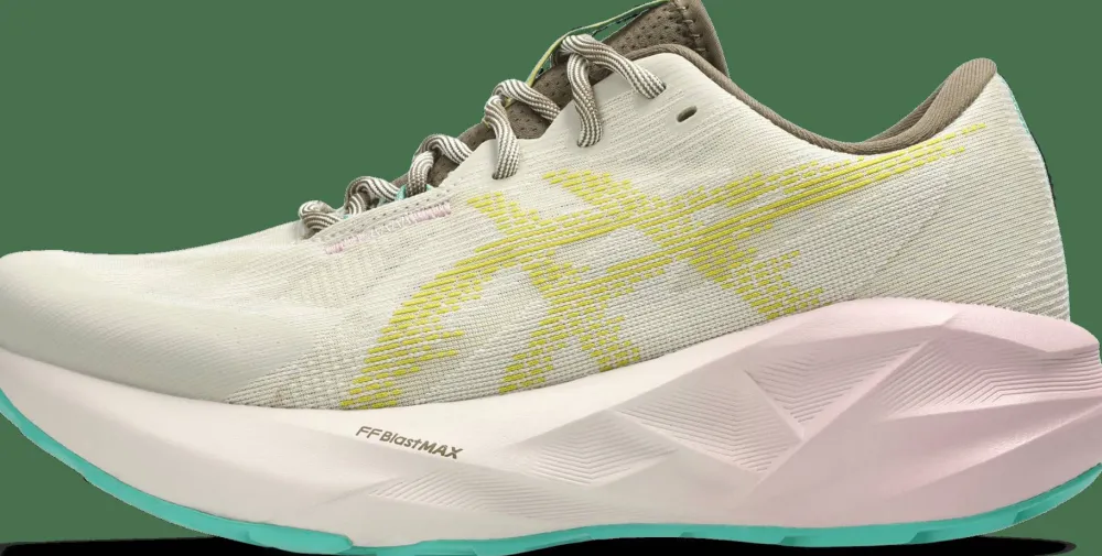 Asics Women's Novablast 5 TR Light Dust/Cacti Best