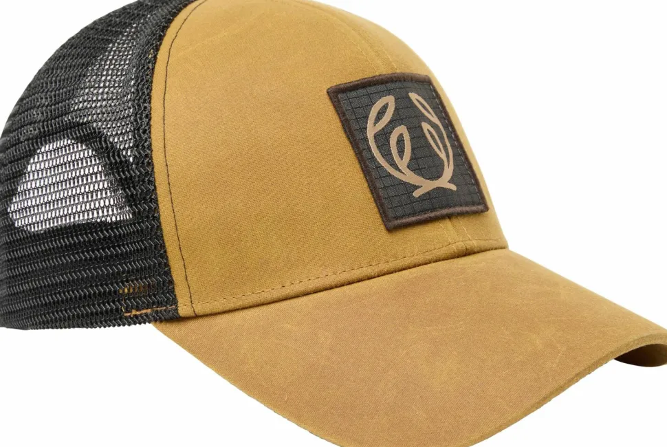 Chevalier Symbol Oiler Cap Golden Oak
