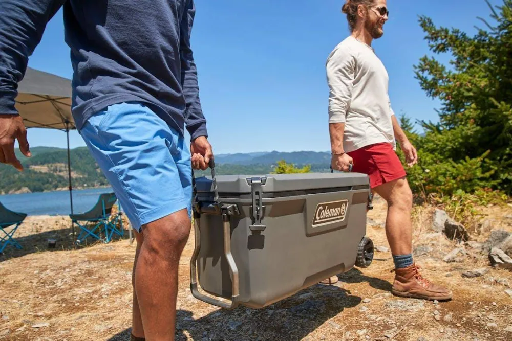 Coleman Convoy 100qt Wheeled Grey Best