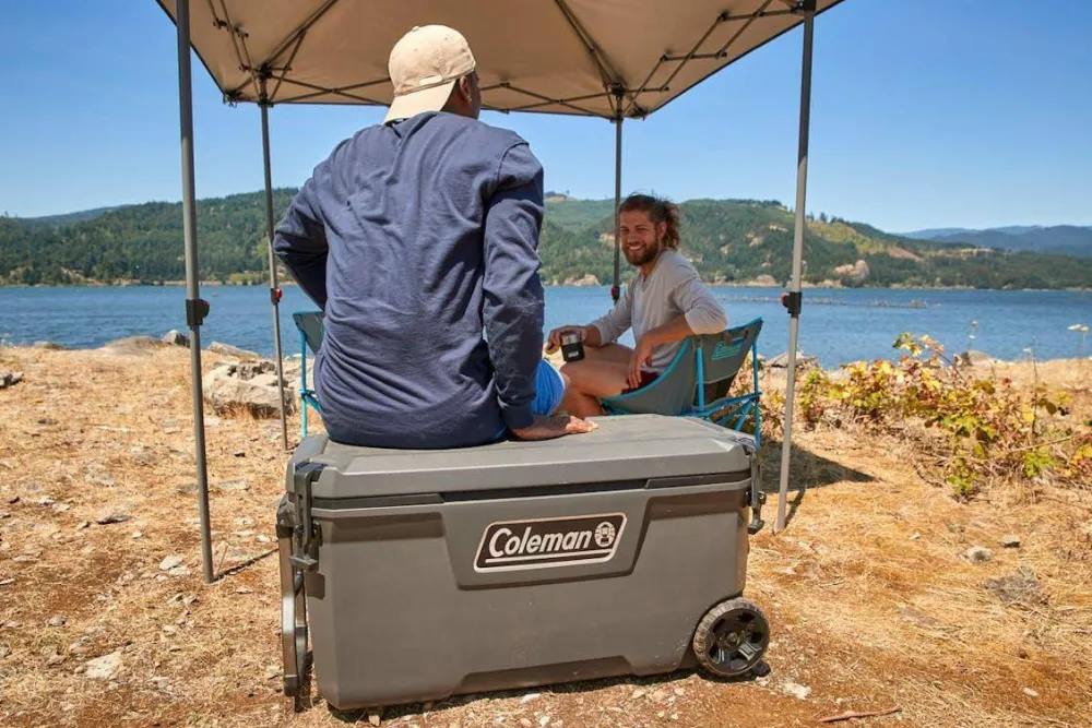 Coleman Convoy 100qt Wheeled Grey Best