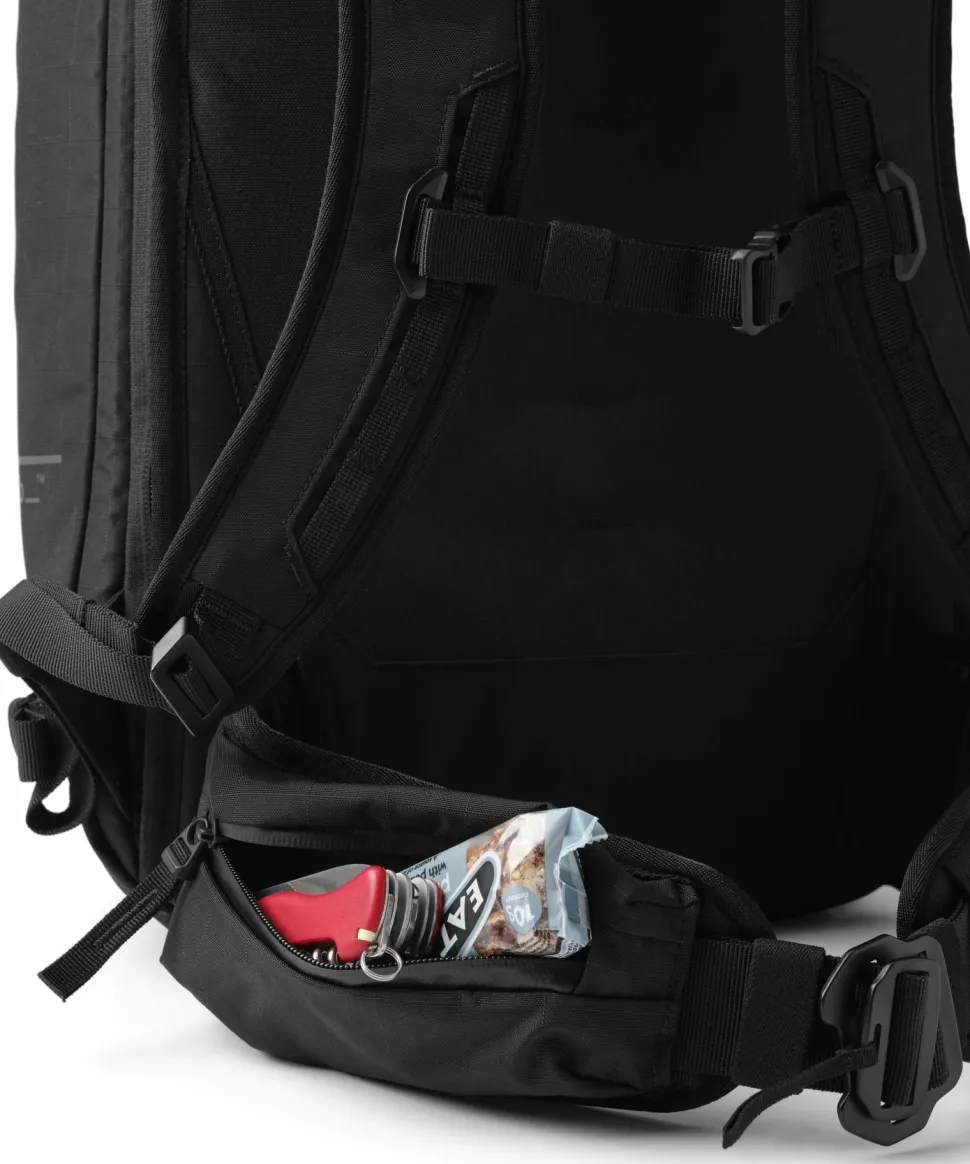 Db Backcountry Backpack 25L Black Out