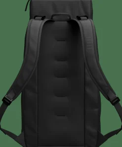 Db Hugger Backpack 30L Black Out