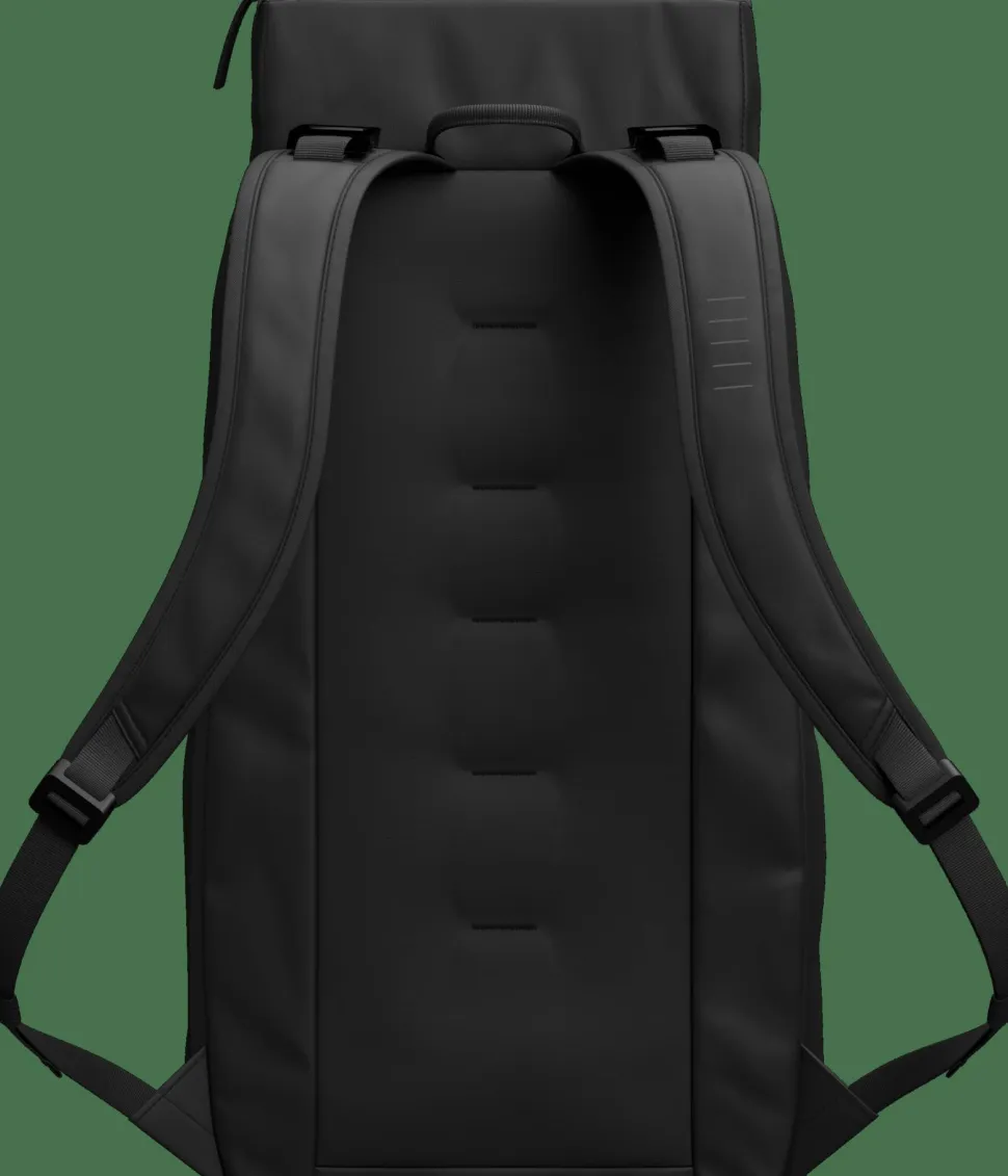 Db Hugger Backpack 30L Black Out