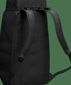 Db Hugger Backpack 30L Black Out