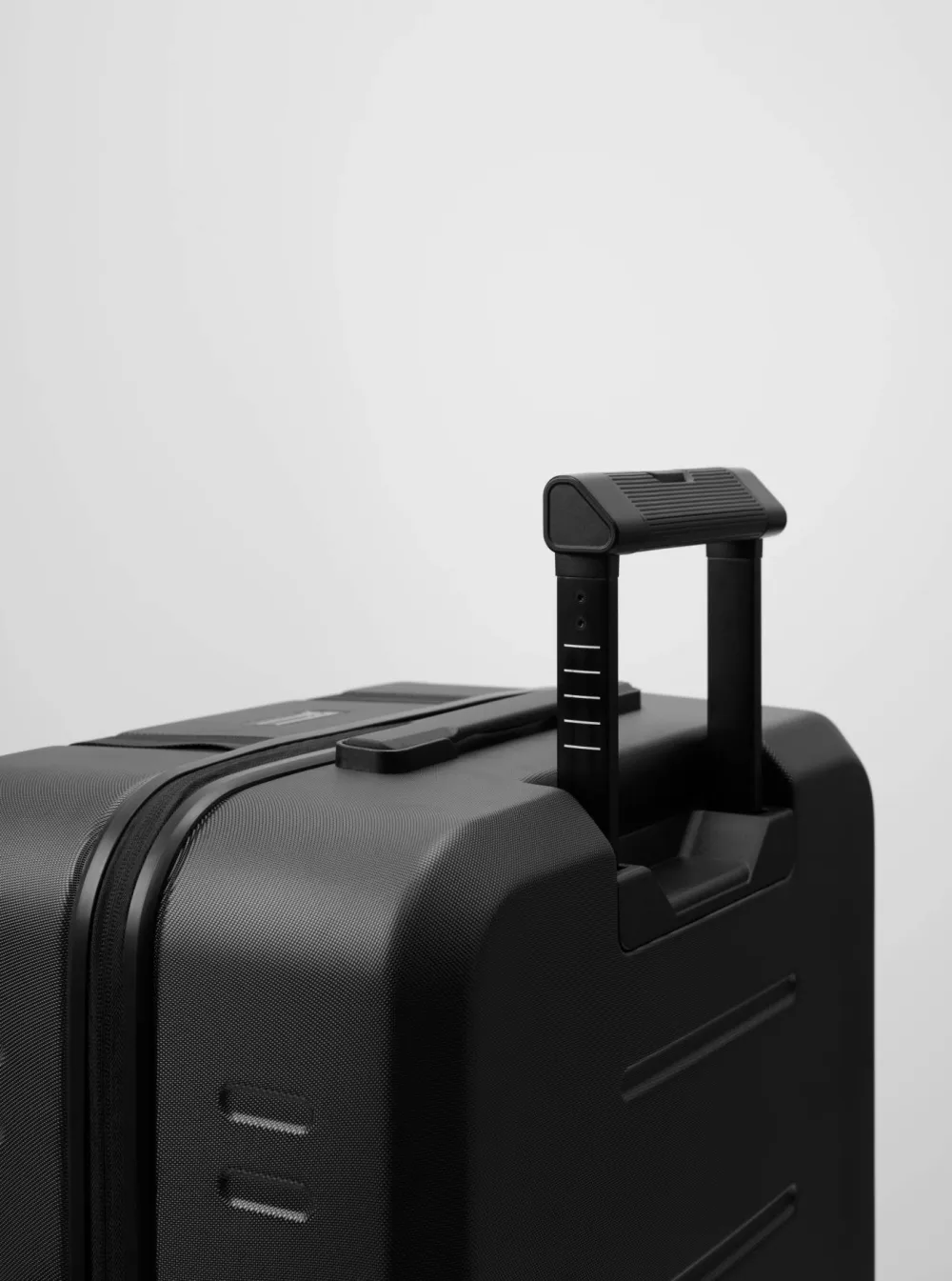 Db Ramverk Check-In Luggage Medium Black Out New
