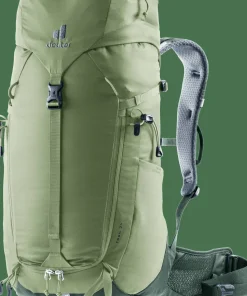Deuter Men's Trail 24L Grove-ivy