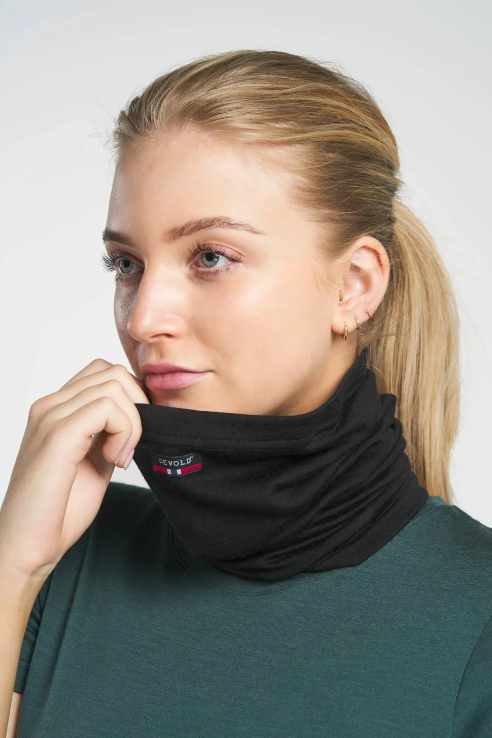 Devold Breeze Merino 150 Headover Black