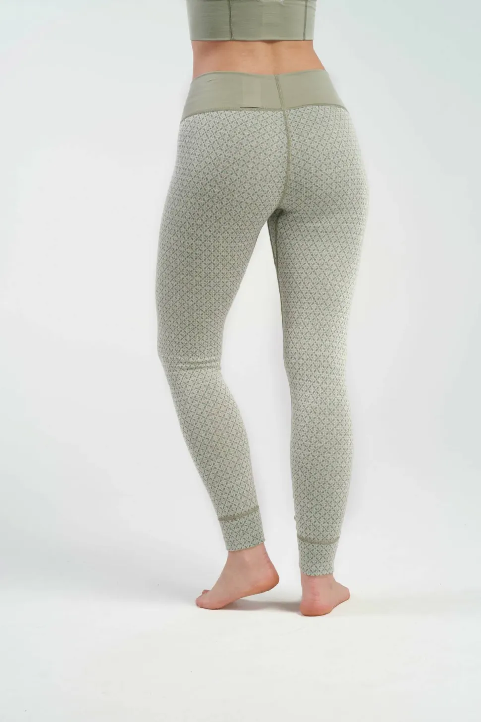 Devold Women's Kvitegga Merino 230 Longs Raw White