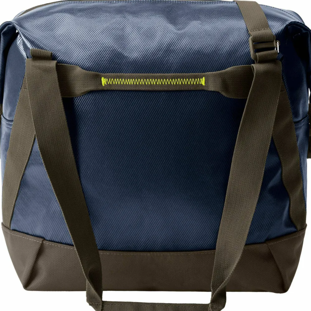 Hot Migrate Tote Resa