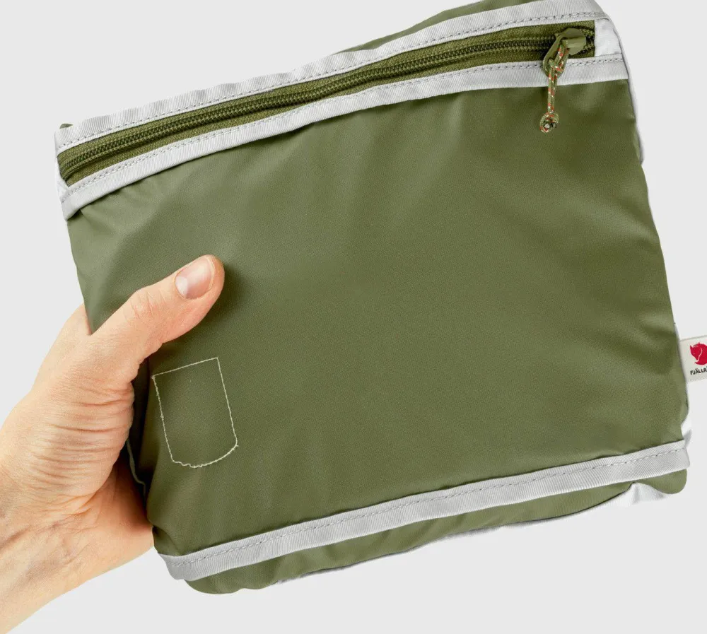 Fjällräven High Coast Totepack Blackberry Hot
