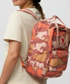Fjällräven Kånken Graphics Laptop 15 Nimbus Blue-hidden Animals