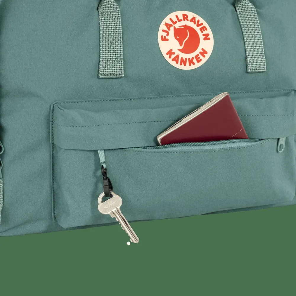Fjällräven Kånken Weekender Navy Hot