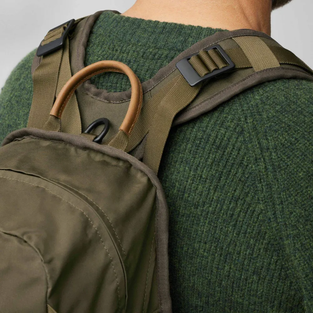 Fjällräven Lappland Vest Pack Dark Olive Online