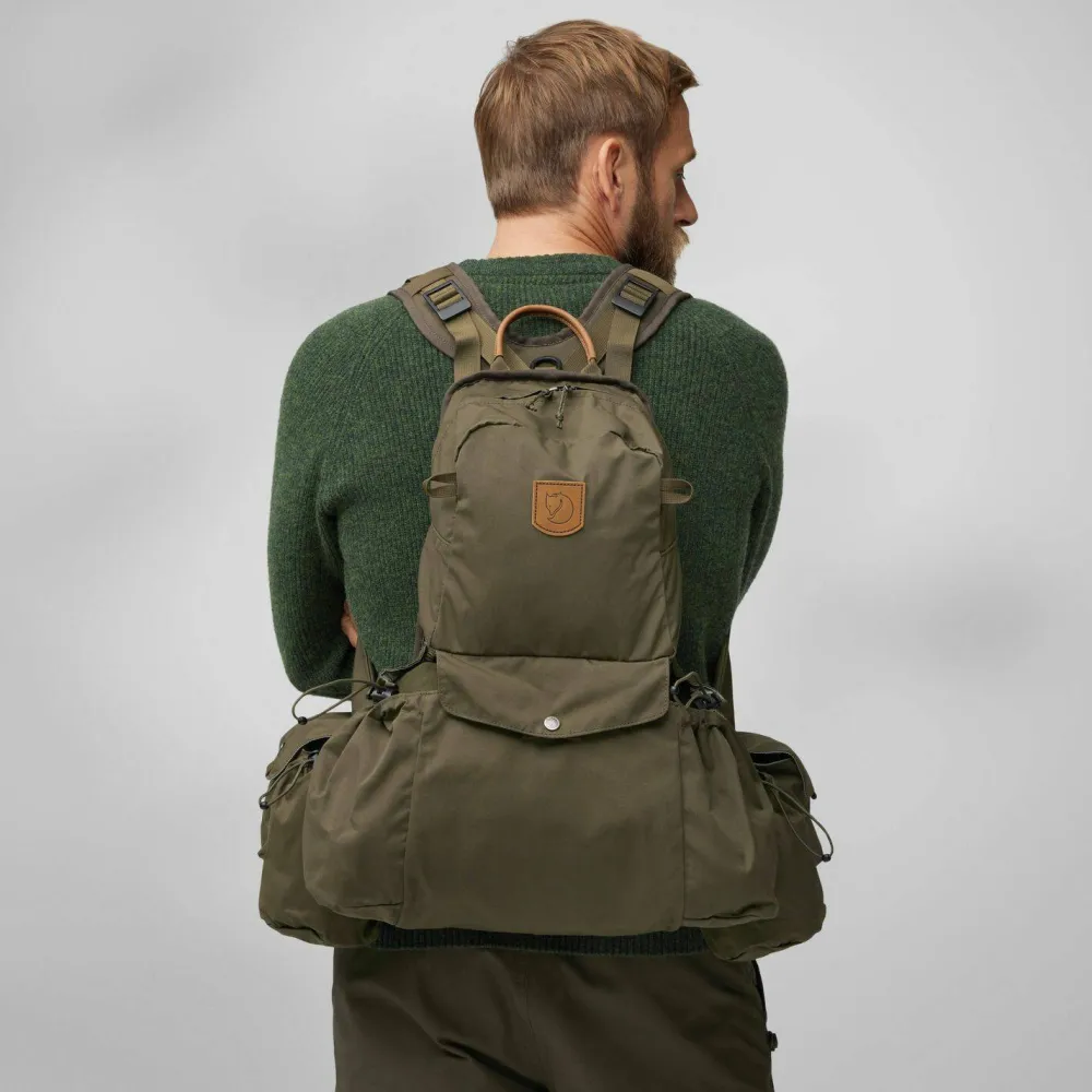 Fjällräven Lappland Vest Pack Dark Olive Online