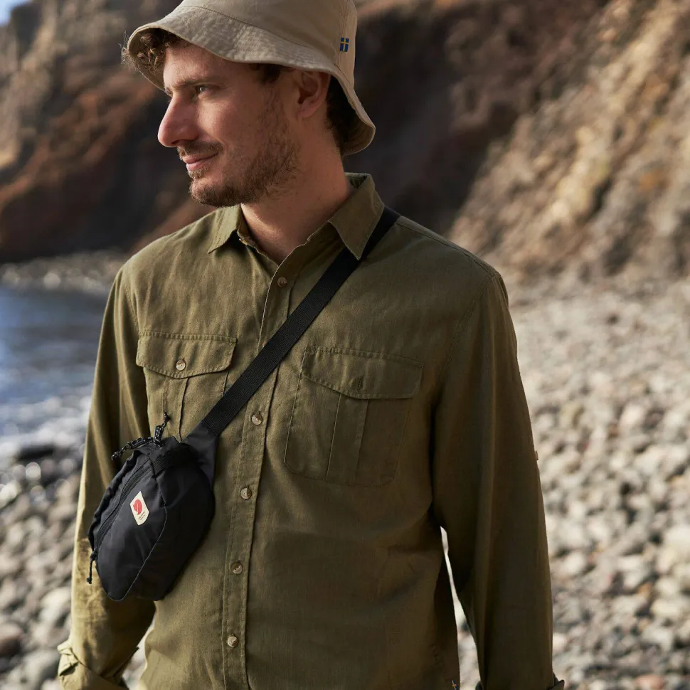 Fjällräven Men's Övik Travel Long Sleeved Shirt Green