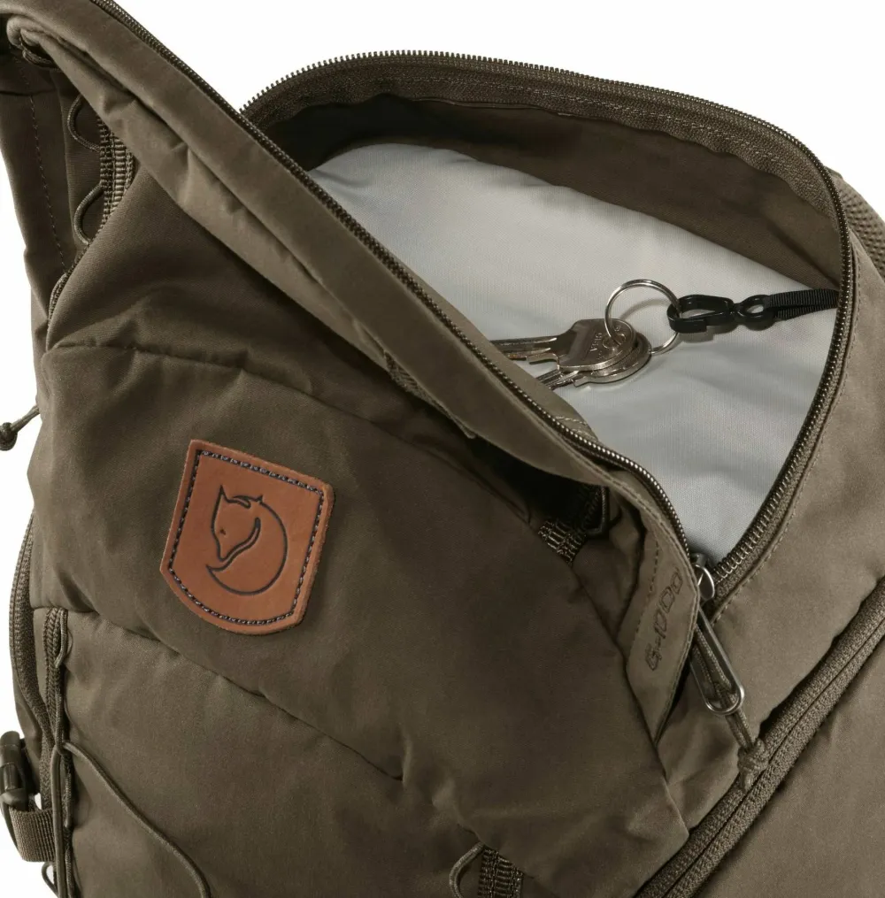 Fjällräven Singi 28 Dark Olive Clearance