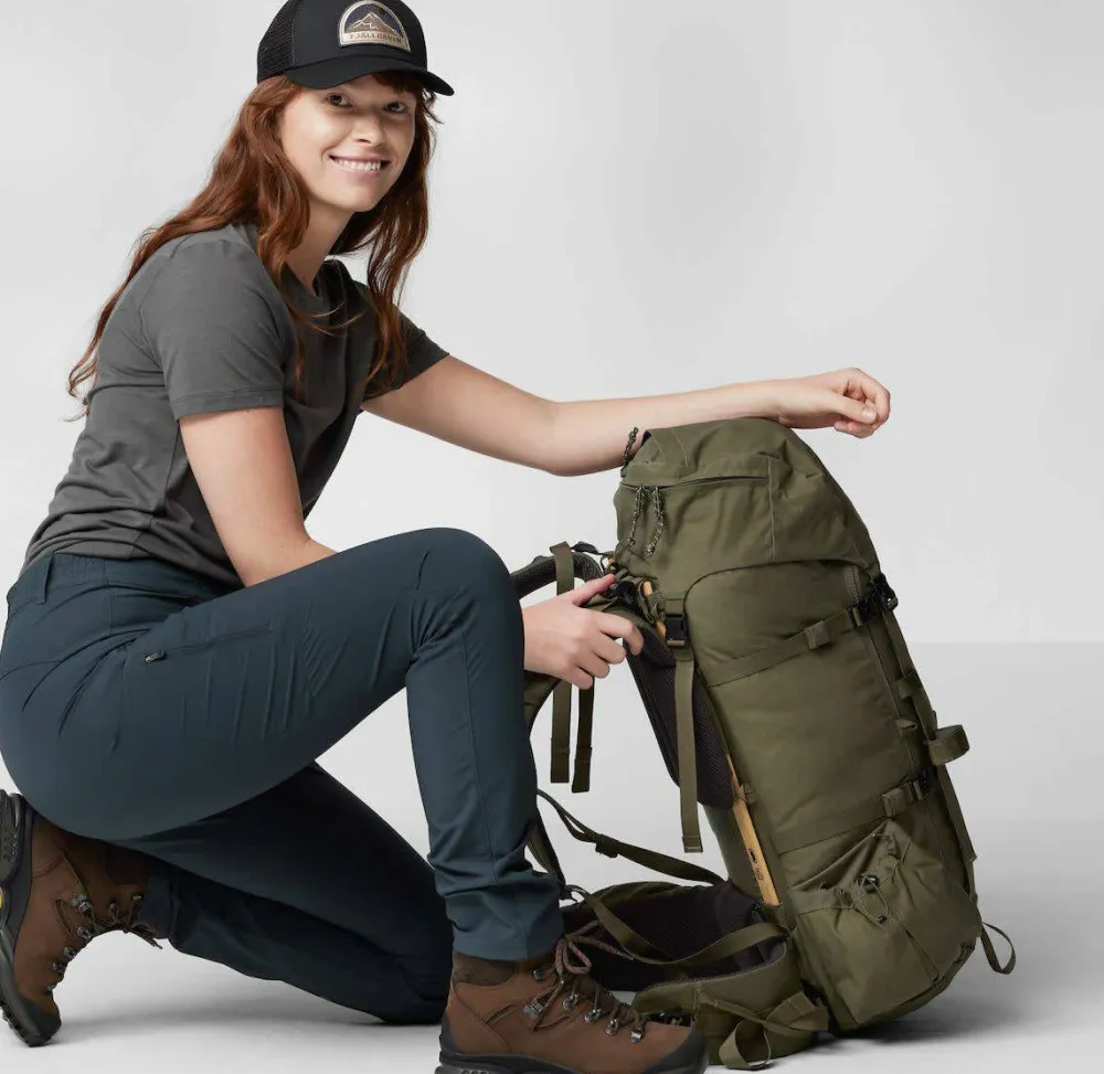 Fjällräven Women's Abisko Trail Stretch Trousers Deep Forest