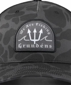 Grundéns Men's Poseidon Trucker Black Camo