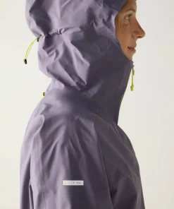 Haglöfs Women's L.I.M Airak GORE-TEX Jacket Purple Fog Clearance