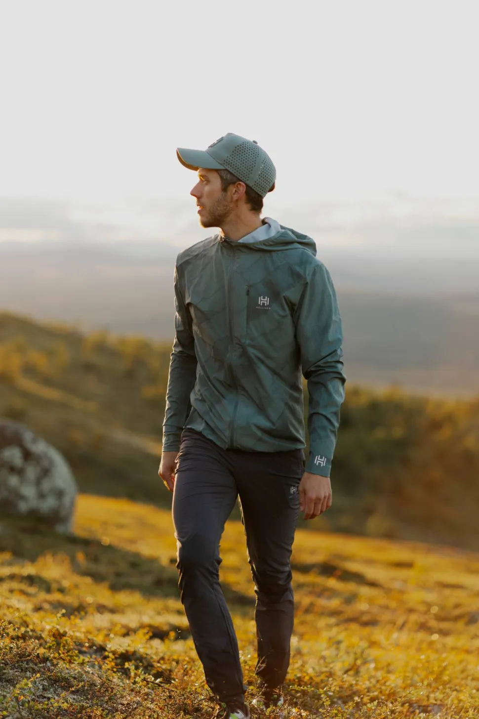 Hellner Men's Aras Running Jacket Laurel Wreath Aop