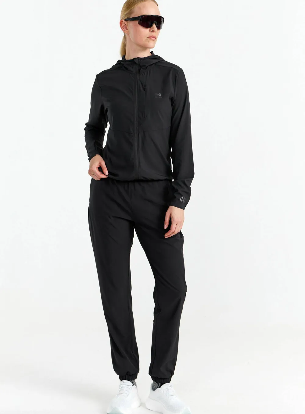 Hellner Women's Core Running Jacket Black Beauty Clearance