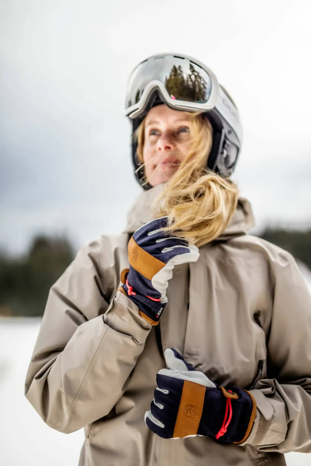 Women's Voss CZone - 5 finger Navy Handskar & Vantar Dam