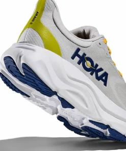 Outlet Men's Arahi 8 Löparskor Herr