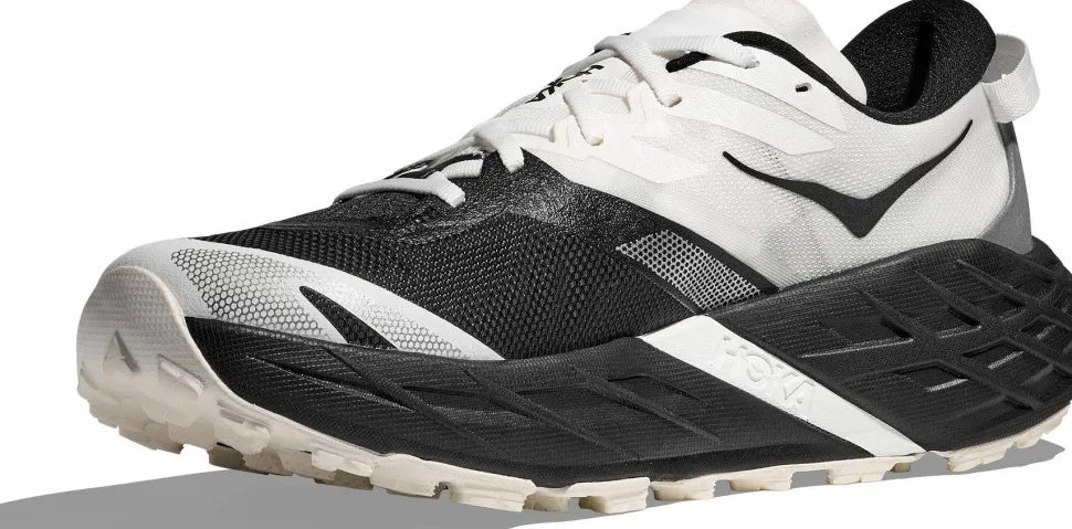 Hoka Men's Speedgoat 7 Wide Black/White