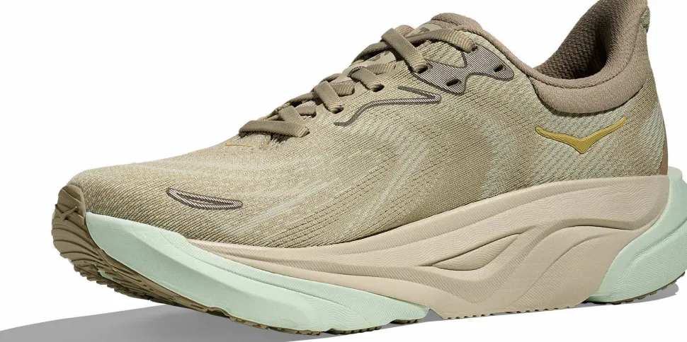 Hoka Women's Arahi 8 Oyster Mushroom/Truffle Salt