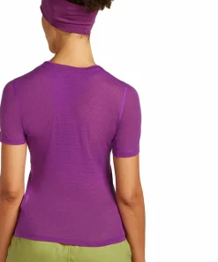 Icebreaker Women's Merino 75 Cool-Lite Featherlight Shortsleeve Crewe Passion Clearance