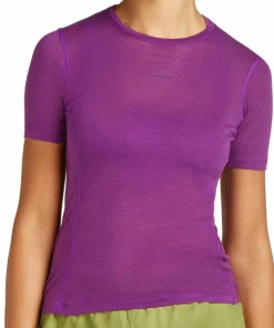 Icebreaker Women's Merino 75 Cool-Lite Featherlight Shortsleeve Crewe Passion Clearance