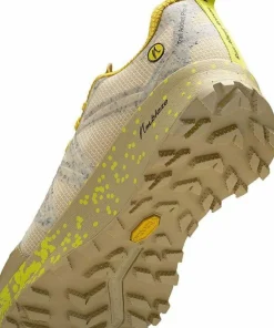 Joe Nimble Women's Trail Addict Pro-R Beige