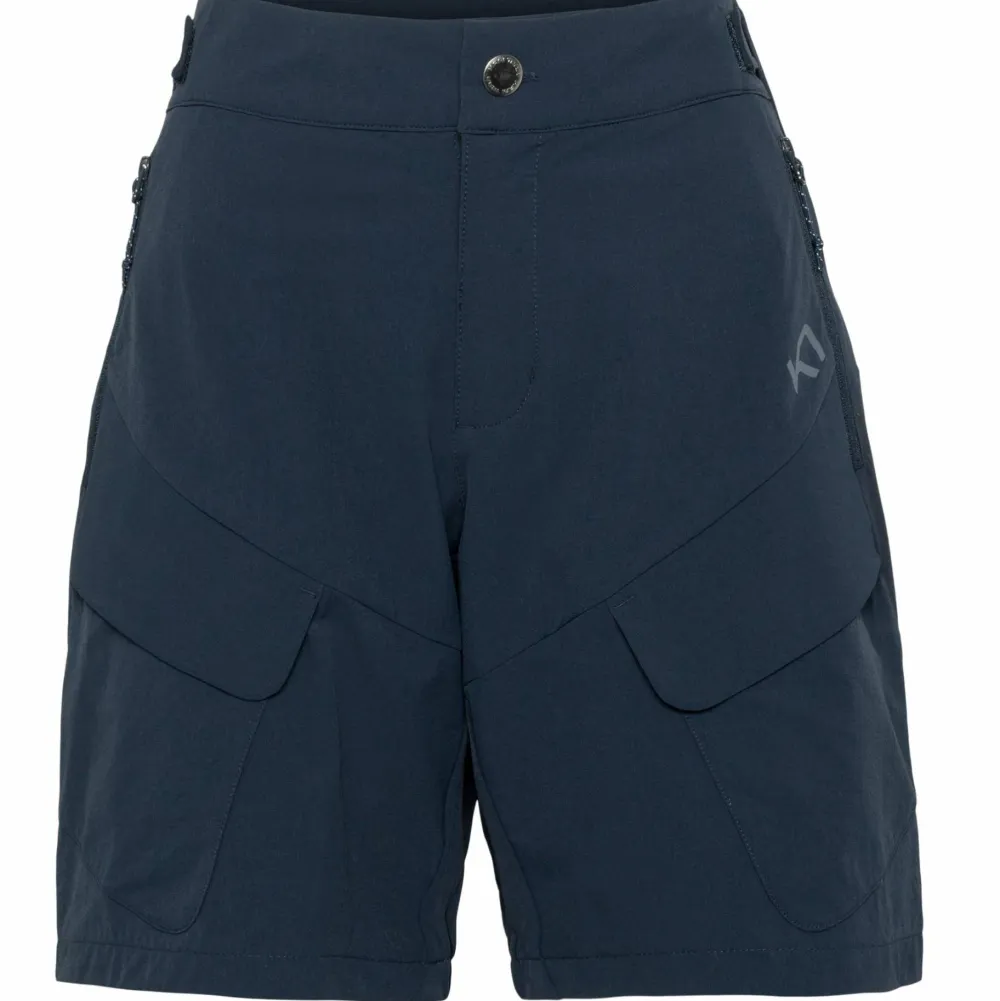 Kari Traa Women's Ane Cargo Shorts Dark Navy Blue