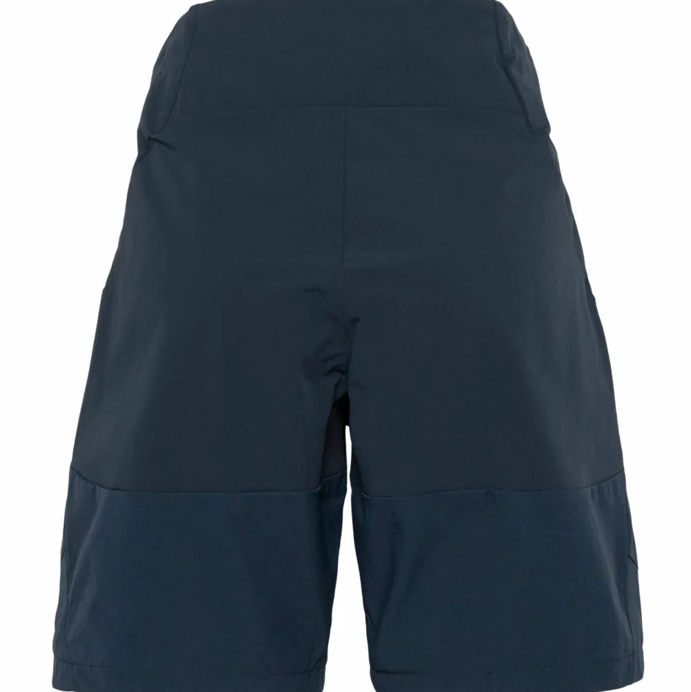 Kari Traa Women's Ane Cargo Shorts Dark Navy Blue