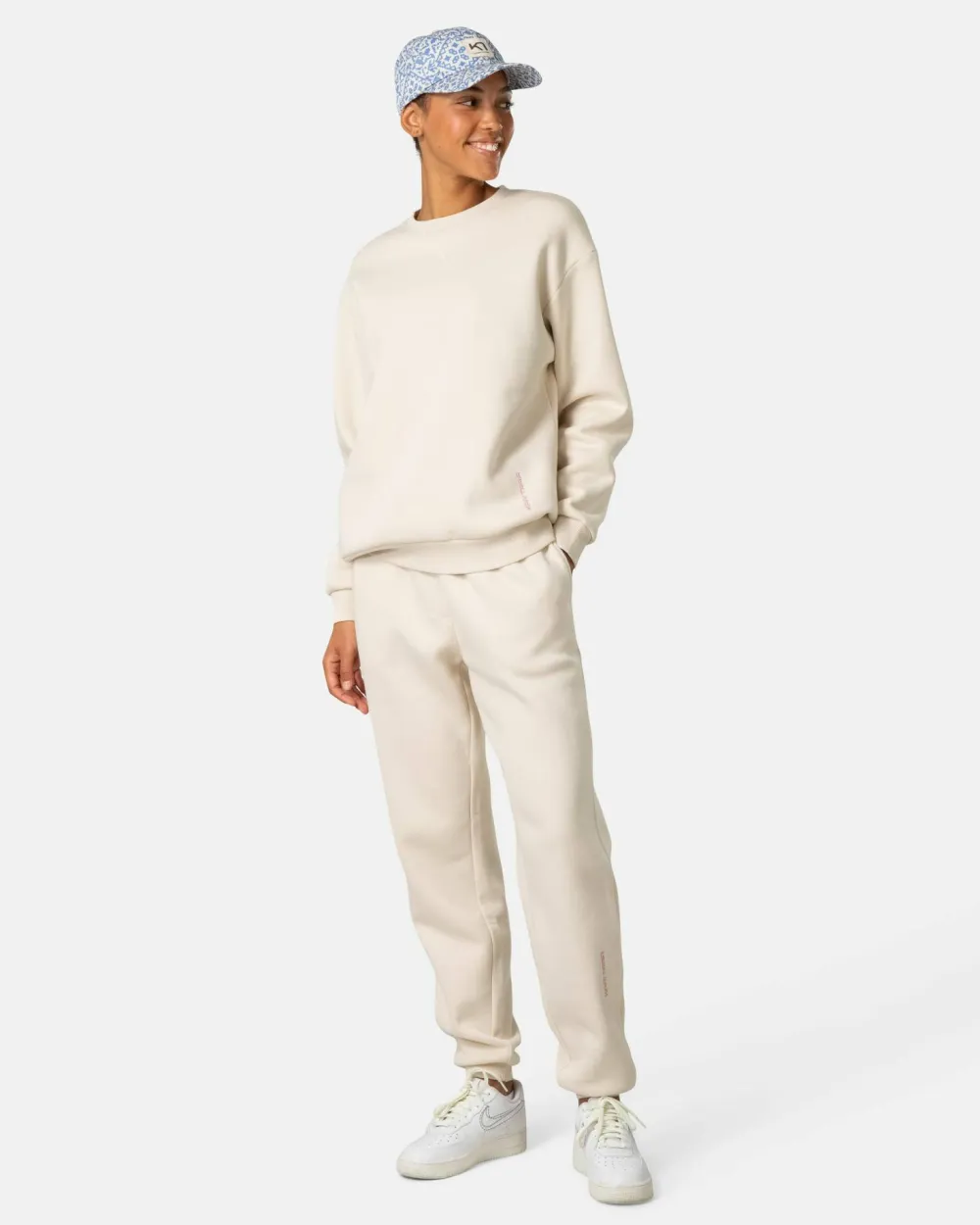 New Women's Anelie Crew Damtröjor & Skjortor