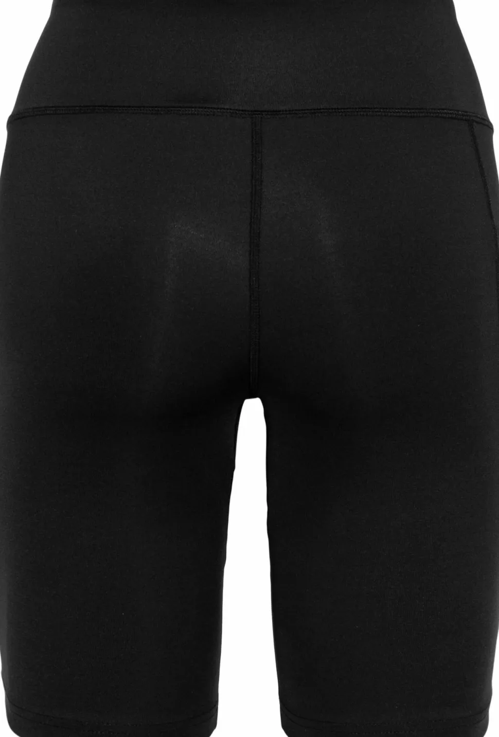 Kari Traa Women's Ava 8 Inch Shorts Black
