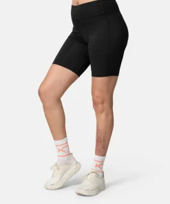 Kari Traa Women's Ava 8 Inch Shorts Black