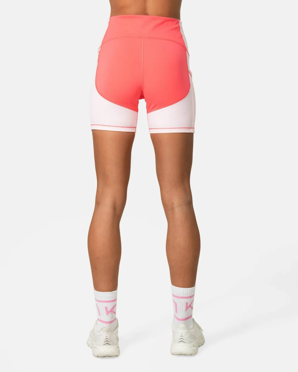Kari Traa Women's Linnea Shorts Light Red