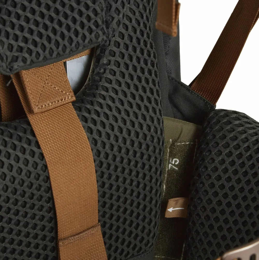 Lundhags Saruk Expedition 110+10 L Regular Long Forest Green Online